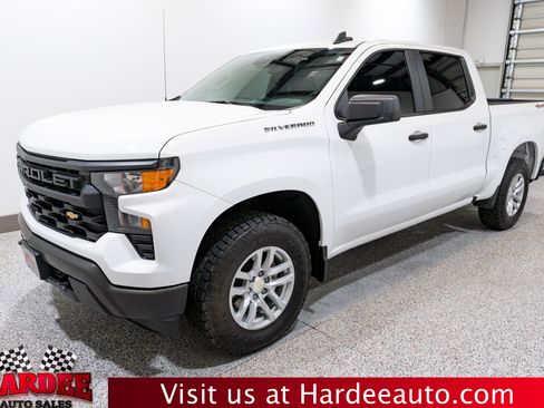 Used 2024 Chevrolet Silverado 1500 W/T image 2