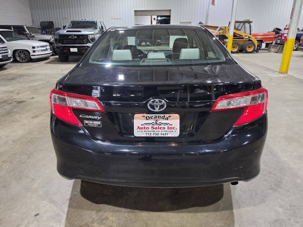 Used 2013 Toyota Camry FWD image 8