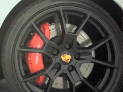 Used 2024 Porsche Taycan GTS image 9