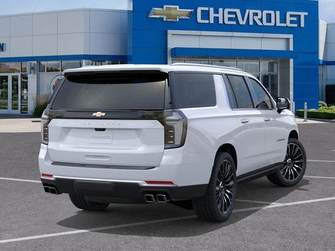 New 2026 Chevrolet Suburban High Country image 4