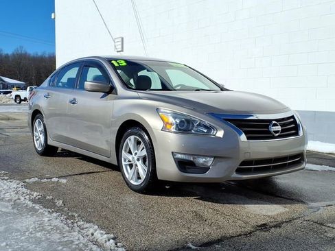 Used 2013 Nissan Altima 2.5 SV image 4