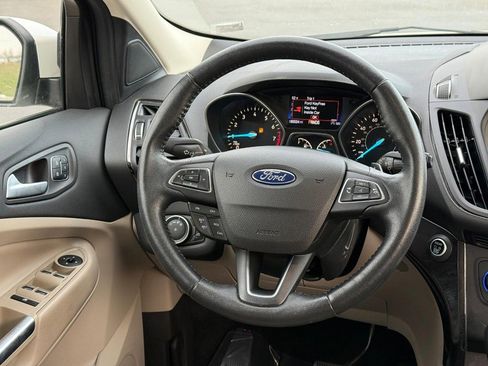Used 2017 Ford Escape Titanium image 15