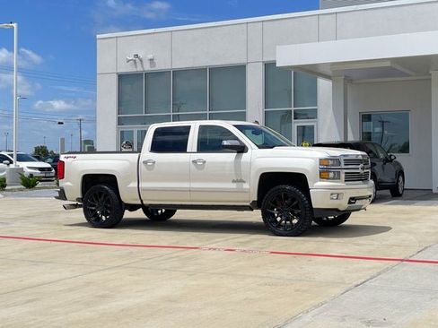 Used 2014 Chevrolet Silverado 1500 High Country w/ High Country Premium Package AWD/4WD image 6