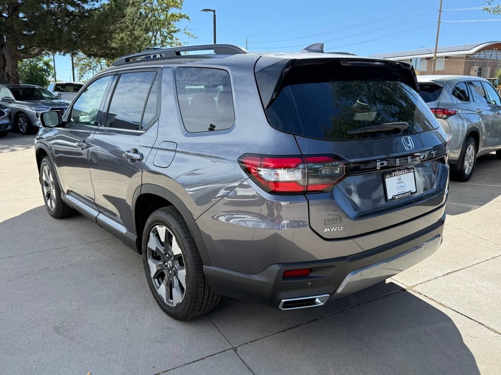 Certified 2026 Honda Pilot Touring image 8