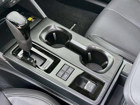 New 2026 Subaru Outback Limited AWD/4WD image 19