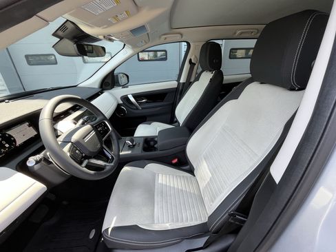 Used 2025 Land Rover Discovery Sport S AWD/4WD image 20