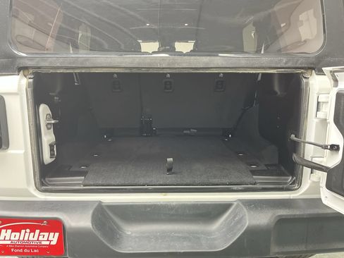 Used 2024 Jeep Wrangler Unlimited Sport AWD/4WD image 27
