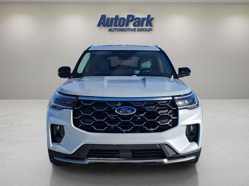 New 2026 Ford Explorer Platinum w/ LUX Leather Package image 2