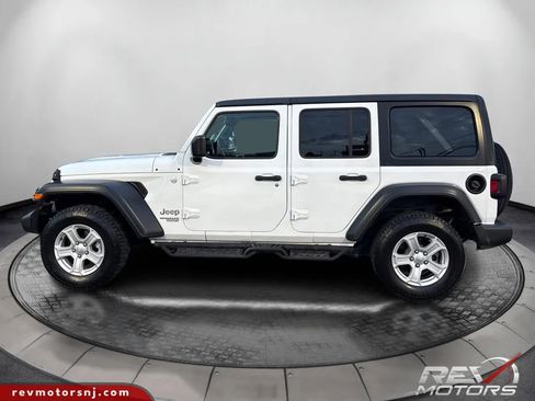 Used 2019 Jeep Wrangler Unlimited Sport S image 2