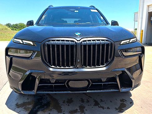 Certified 2024 BMW X7 xDrive40i w/ Executive Package AWD/4WD image 2