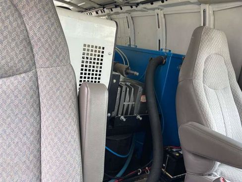 Used 2007 Chevrolet Express 3500 Extended RWD image 67