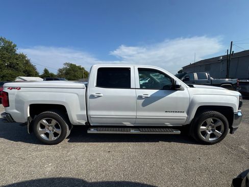 Used 2018 Chevrolet Silverado 1500 LT w/ All Star Edition AWD/4WD image 7