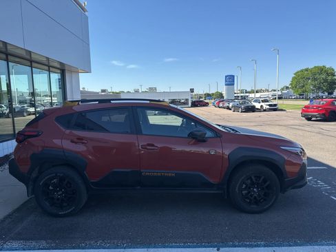 Used 2025 Subaru Crosstrek 2.5i Wilderness AWD/4WD image 9