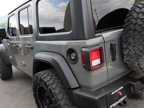 Used 2021 Jeep Wrangler Unlimited Sport AWD/4WD image 35