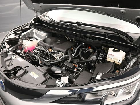 Used 2021 Toyota Sienna XLE w/ XLE Plus Package image 64