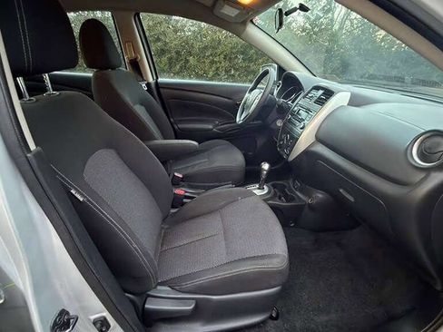 Used 2018 Nissan Versa SV image 23