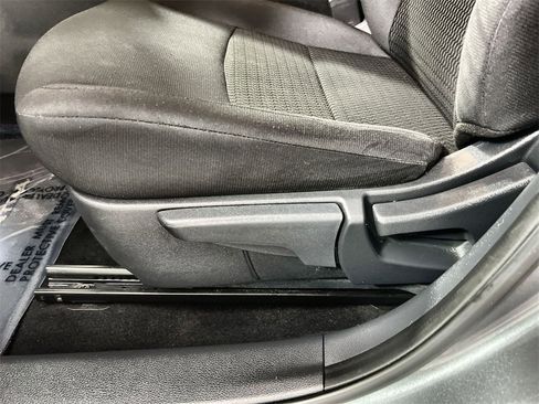 Certified 2022 Nissan Sentra S image 14