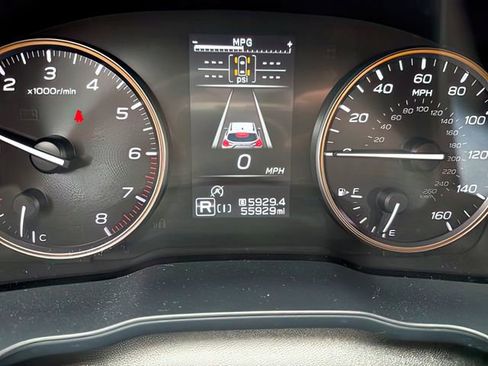 Used 2024 Subaru Crosstrek 2.5i Wilderness AWD/4WD image 27