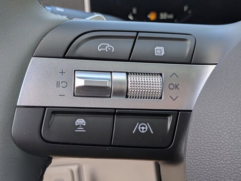 New 2026 Hyundai Tucson Limited image 25