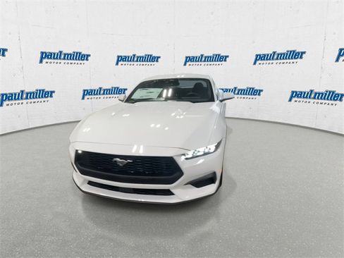 New 2025 Ford Mustang Coupe image 4