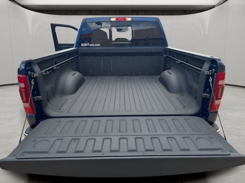 Used 2023 RAM 1500 Laramie AWD/4WD image 9
