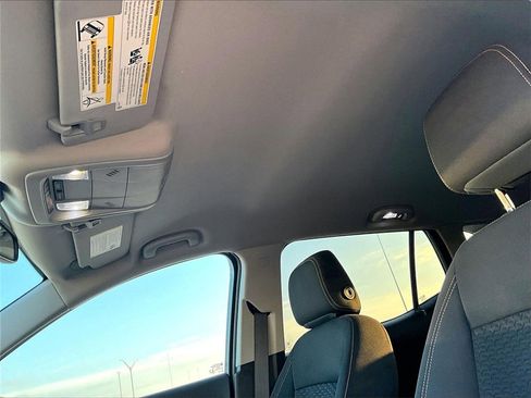 Used 2018 GMC Terrain SLE w/ Driver Convenience Package image 18