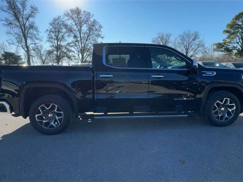 New 2026 GMC Sierra 1500 SLT w/ SLT Premium Plus Package image 9