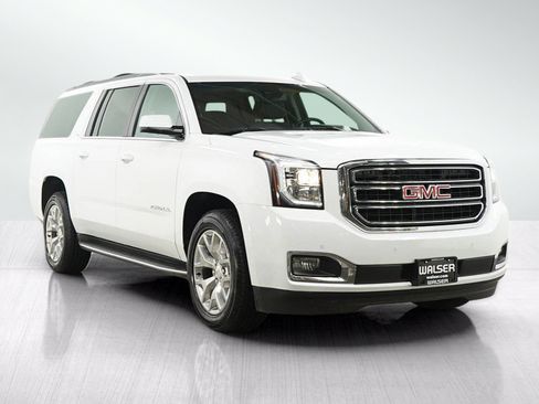 Used 2019 GMC Yukon XL SLT AWD/4WD image 7