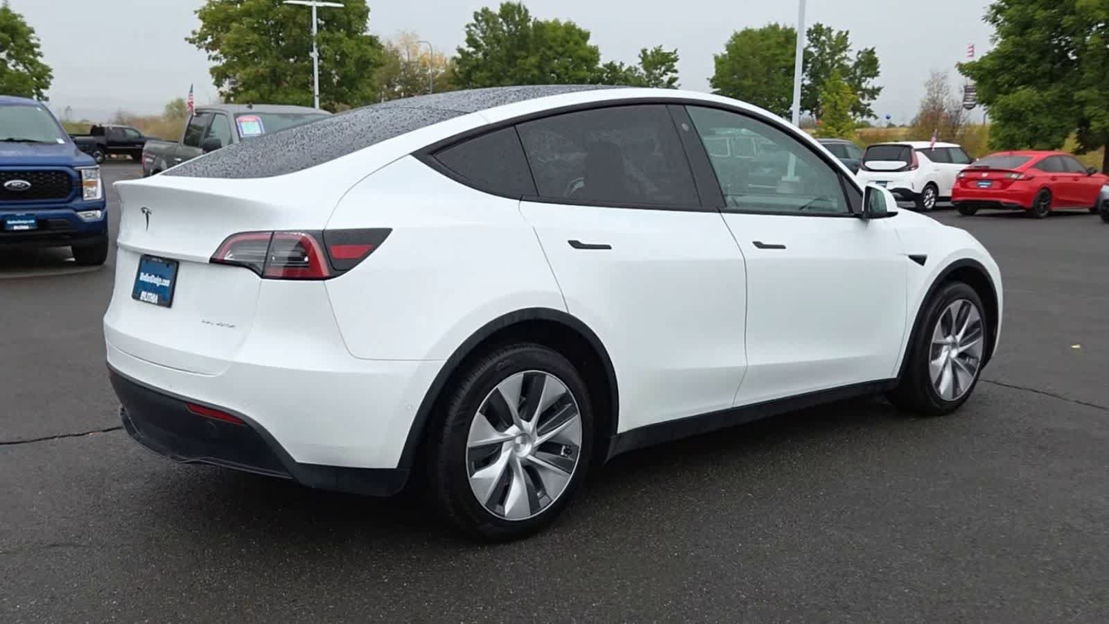 Used 2022 Tesla Model Y Long Range AWD/4WD image 8