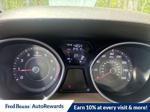 Used 2013 Hyundai Elantra GLS w/ Preferred Pkg image 13