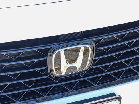 Used 2025 Honda Accord Sport image 6