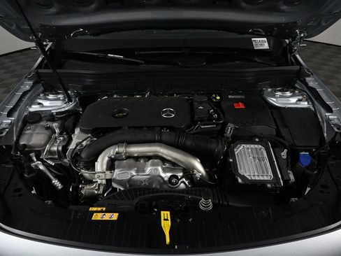 New 2026 Mercedes-Benz GLB 250 image 33