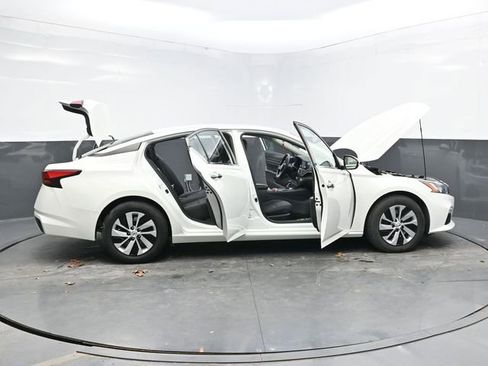 Used 2021 Nissan Altima 2.5 S image 42
