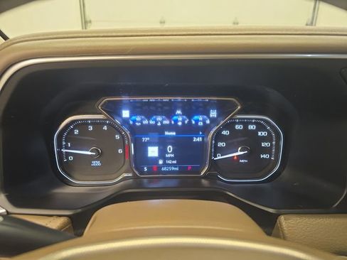 Used 2021 GMC Yukon Denali w/ LPO, Illumination Package AWD/4WD image 32