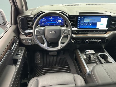 Used 2024 Chevrolet Silverado 1500 RST w/ Convenience Package II AWD/4WD image 13