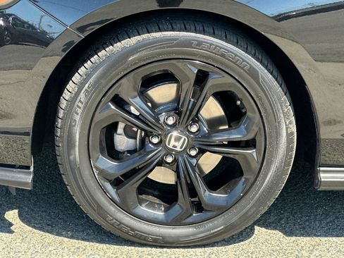Used 2025 Honda Accord SE image 25