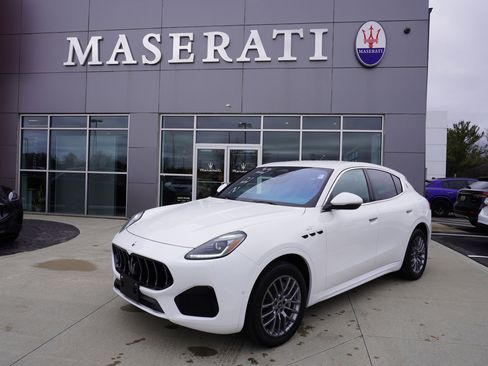 Used 2024 Maserati Grecale GT image 1