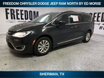 Used 2019 Chrysler Pacifica Touring-L