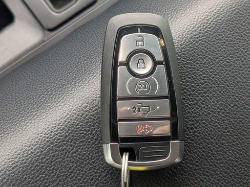 Used 2022 Ford F150 Lariat w/ Equipment Group 502A High AWD/4WD image 34