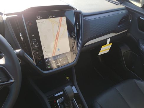 Certified 2025 Subaru Forester Limited image 24