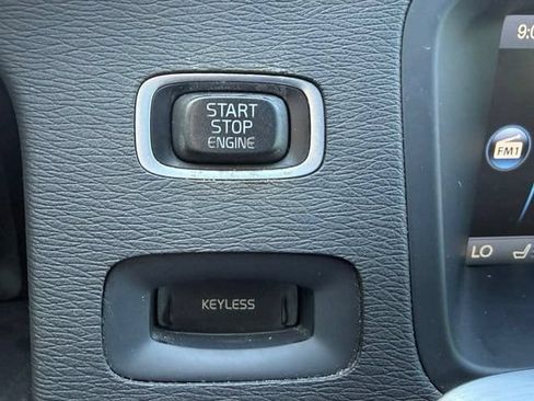 Used 2014 Volvo S60 T5 FWD image 19