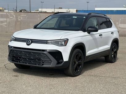 New 2025 Volkswagen Taos SE