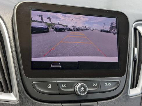 Used 2024 Chevrolet Malibu LT FWD image 19