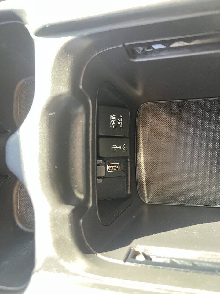 Used 2019 Honda CR-V EX image 9
