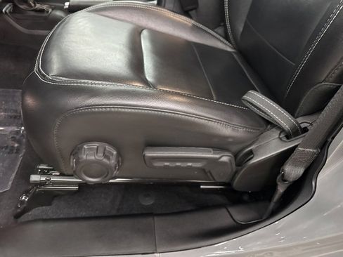 Used 2023 Jeep Wrangler Unlimited Sahara w/ Cold Weather Group image 11