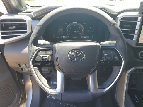 Used 2025 Toyota Tundra Platinum AWD/4WD image 29