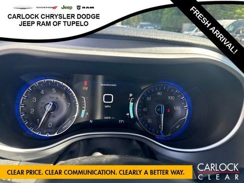 Used 2022 Chrysler Pacifica Touring FWD image 20