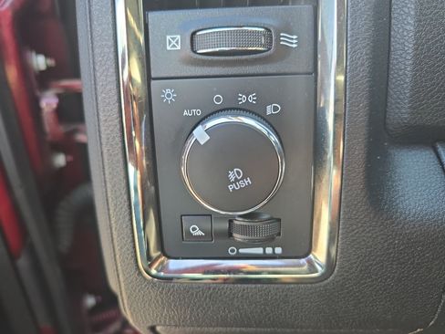 Used 2018 RAM 1500 Sport w/ Sport Premium Group AWD/4WD image 13