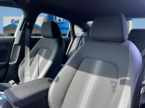 Used 2025 Honda Civic Sport image 13