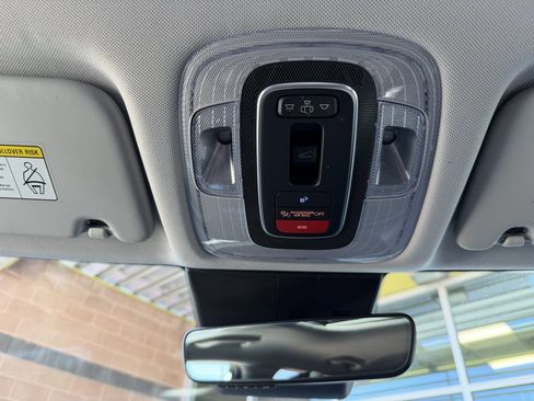 Used 2024 Hyundai Kona Limited FWD image 26